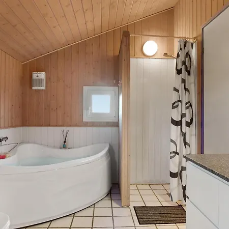 Amazing In With Sauna Hébergement de vacances Sæby